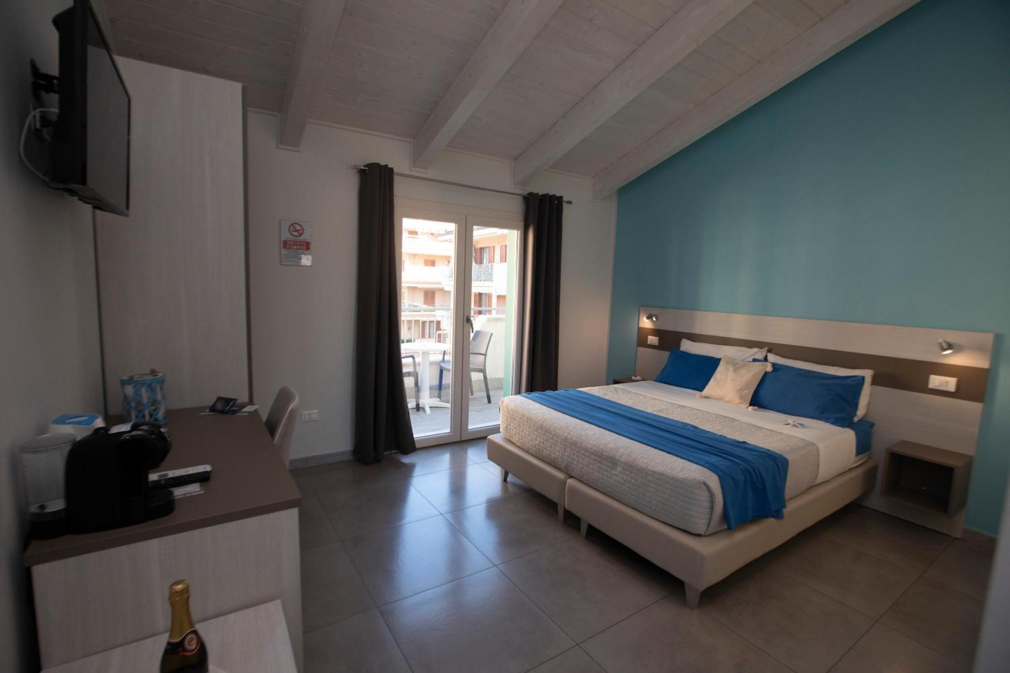 Hotel La Perla Amantea Exterior foto
